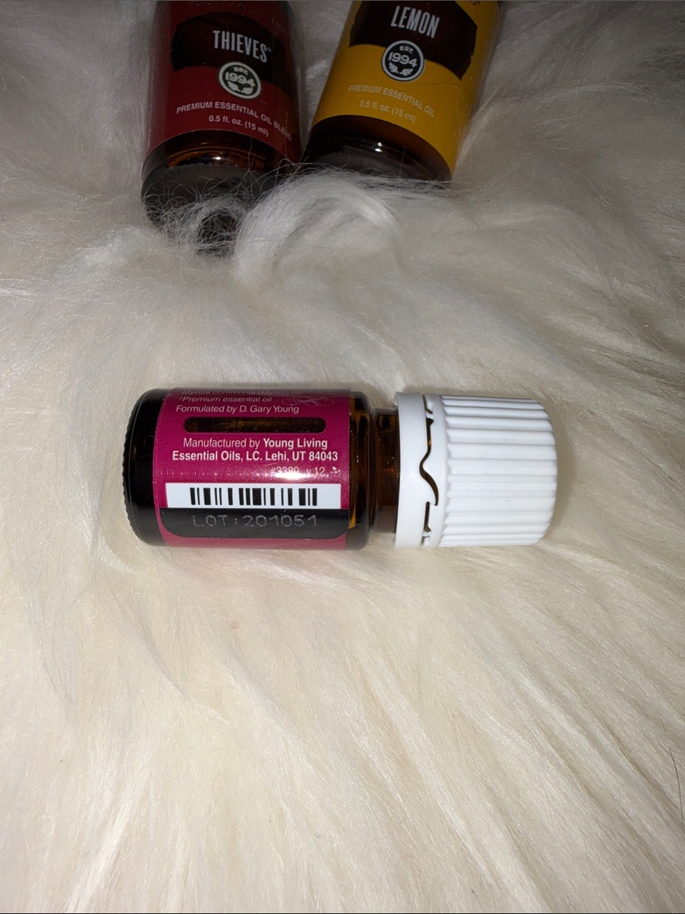 Young Living Essential Oil Cleaning Trio Lemon, Thieves and Purification - Picture 3 of 5